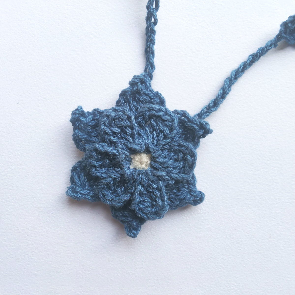 Daisy Handcrafted Crochet Necklace