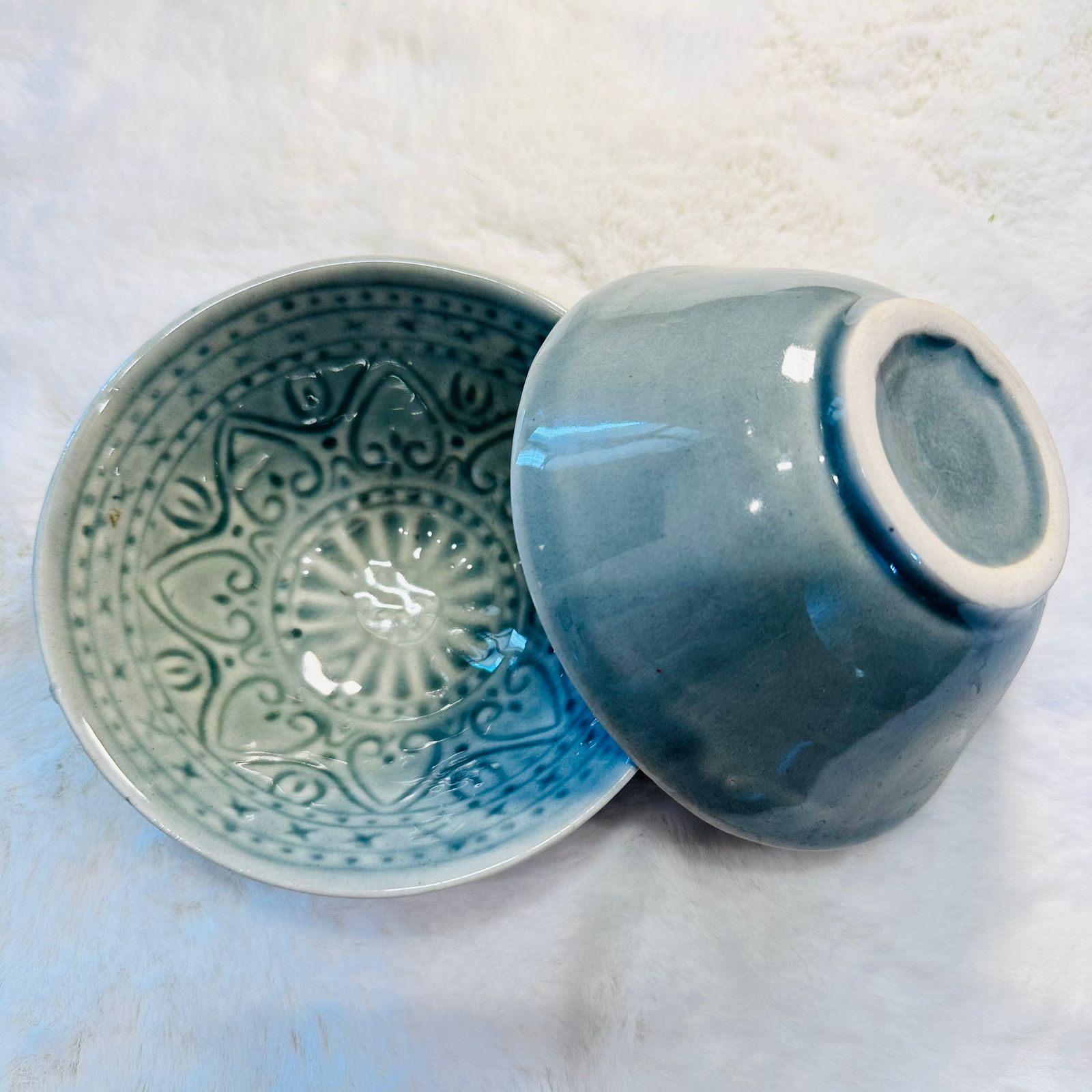 Embossed Ceramic Bowl (Set  of 2)