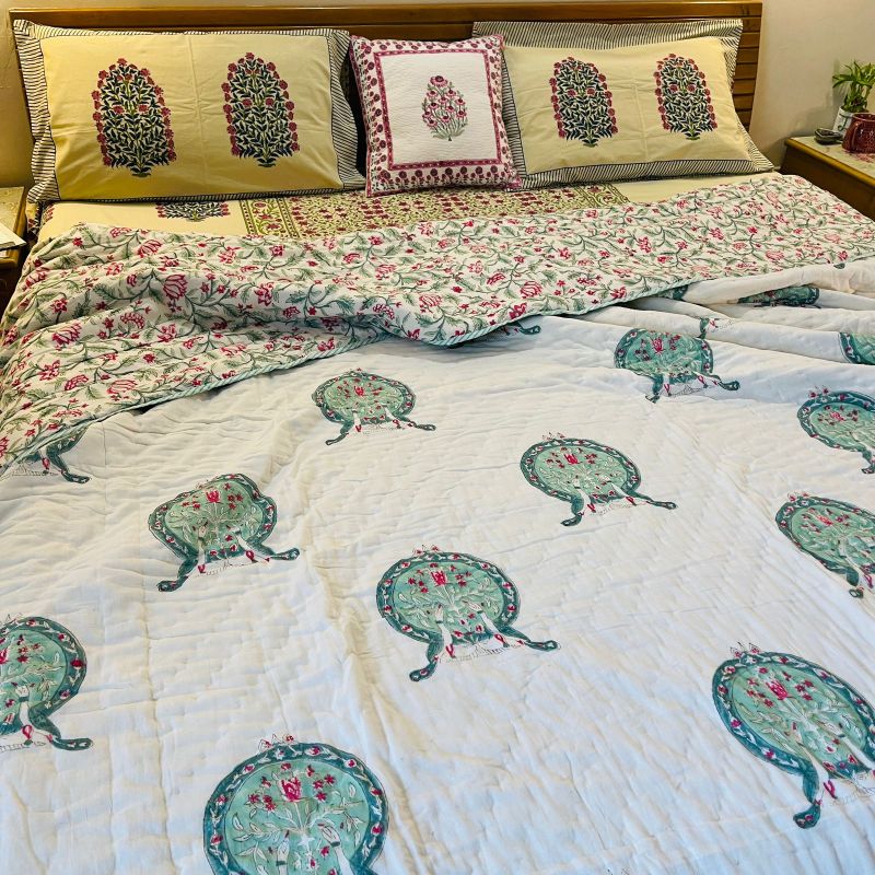 Green Mughal Print Cotton Quilt