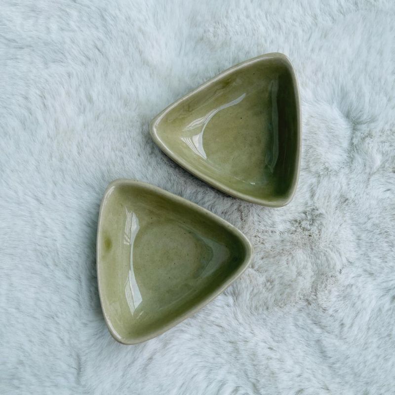 Triangular Dip Bowl Set