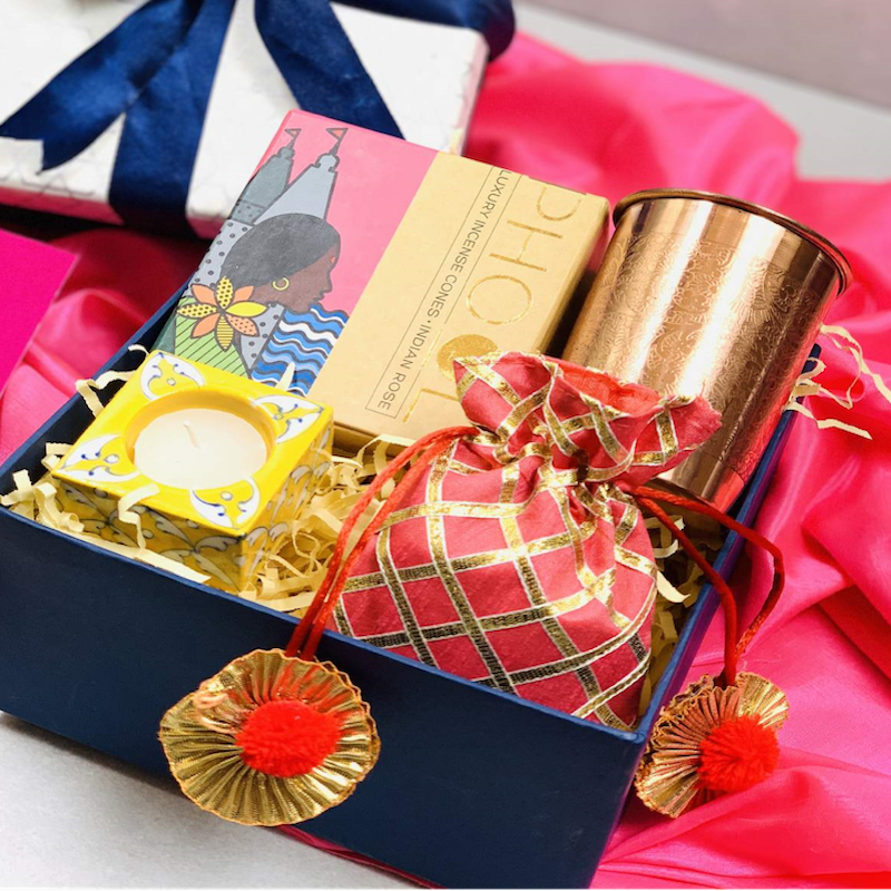 Mini Festive Gift Box