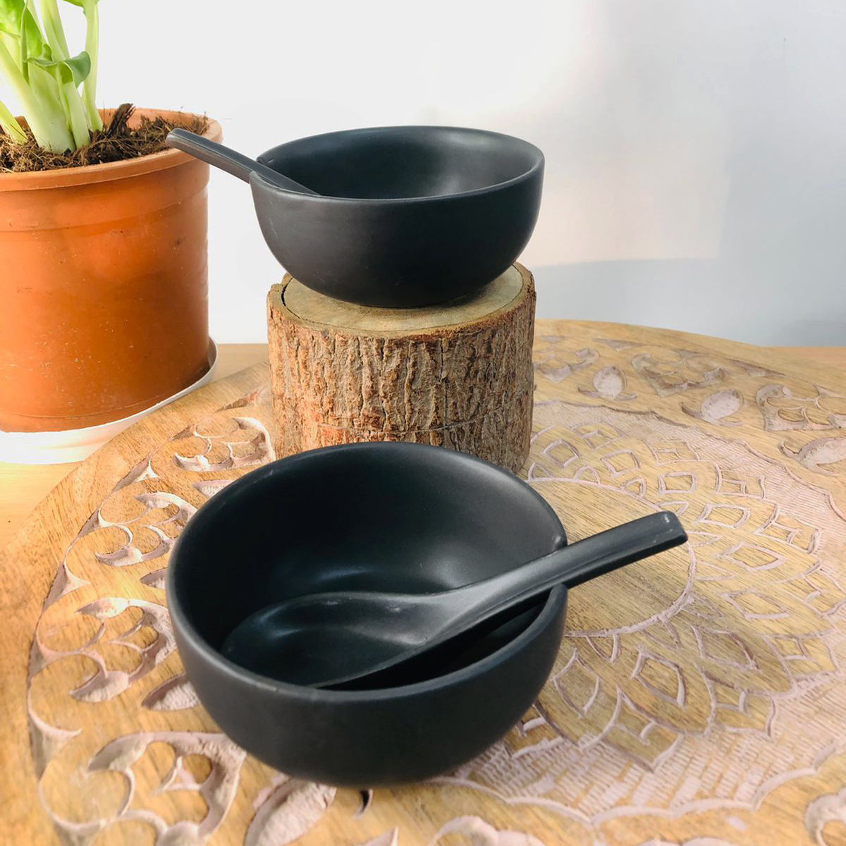 Handmade Ceramic Soup Bowl with Spoon (Set of 4)