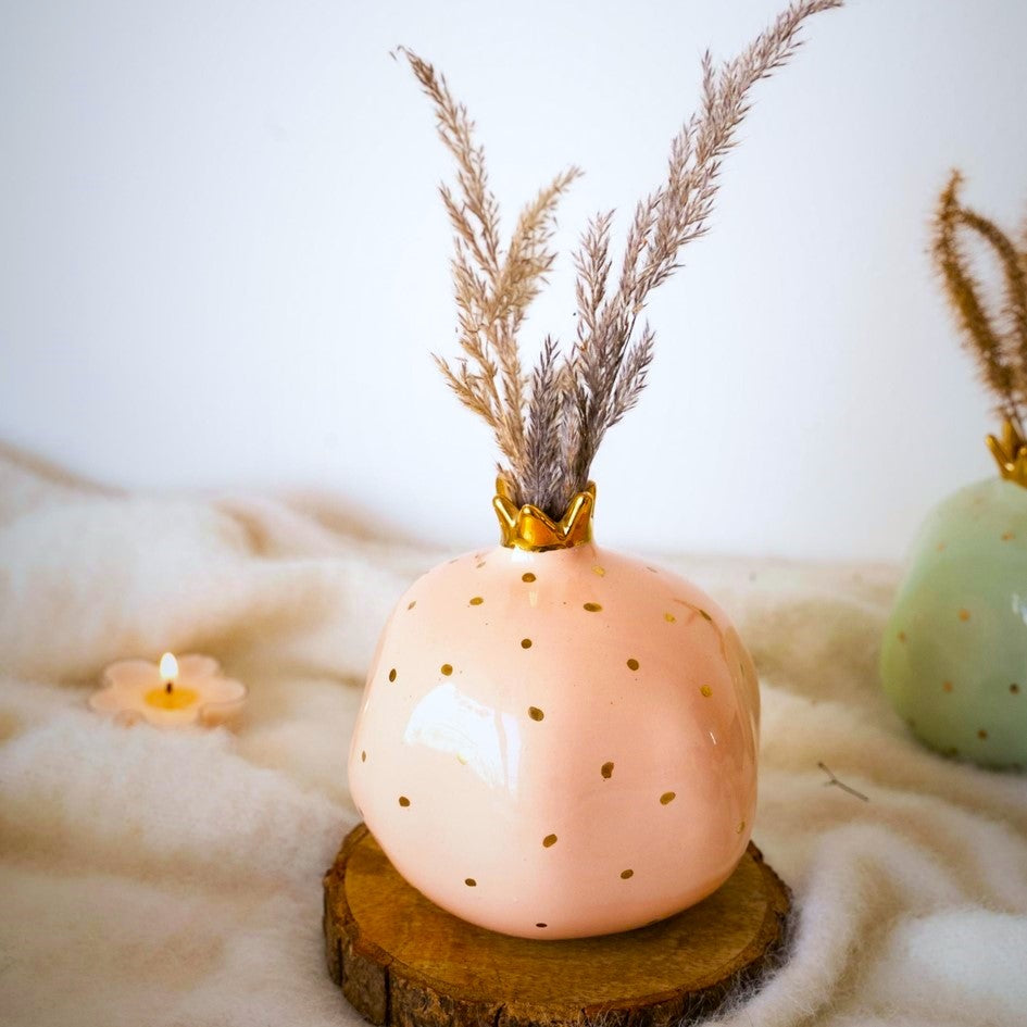 Pomegranate Showpiece with Gold Plated Crown