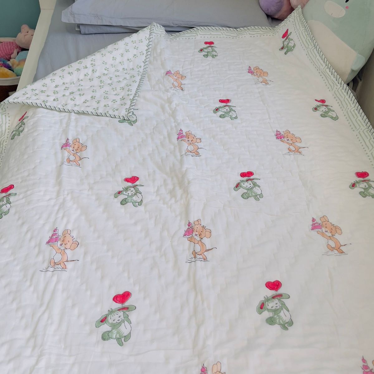 Cute Bunny Mulmul Baby Quilt
