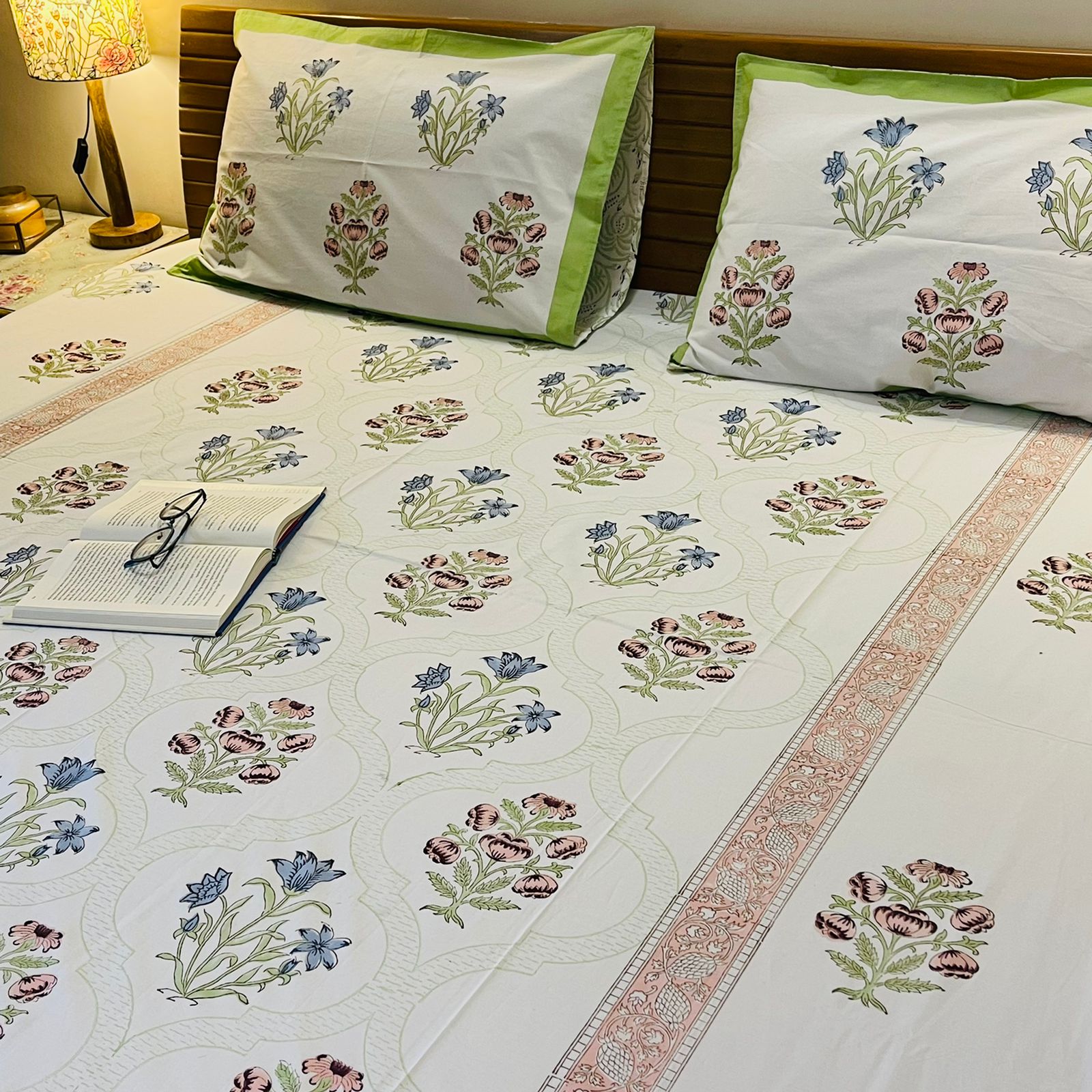 Mughal Floral Premium Cotton (Queen Size) Bedsheet Set