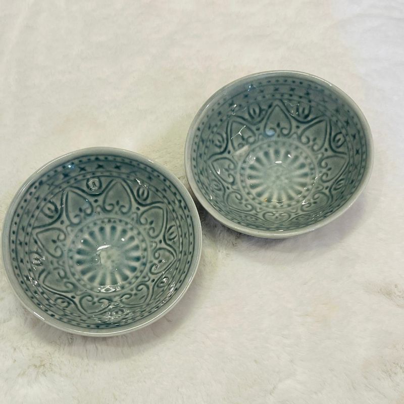 Embossed Ceramic Bowl (Set  of 2)