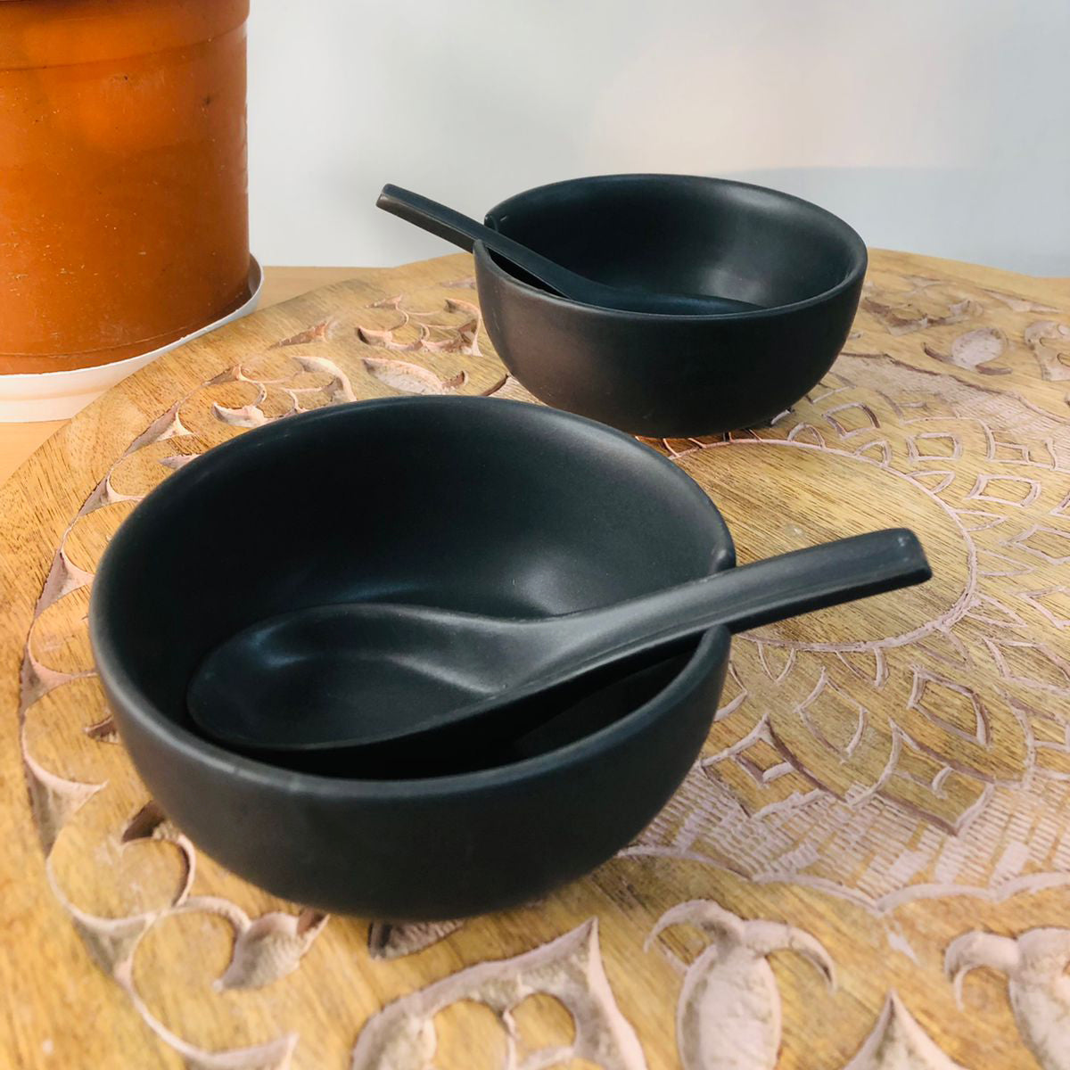 Handmade Ceramic Soup Bowl with Spoon (Set of 4)