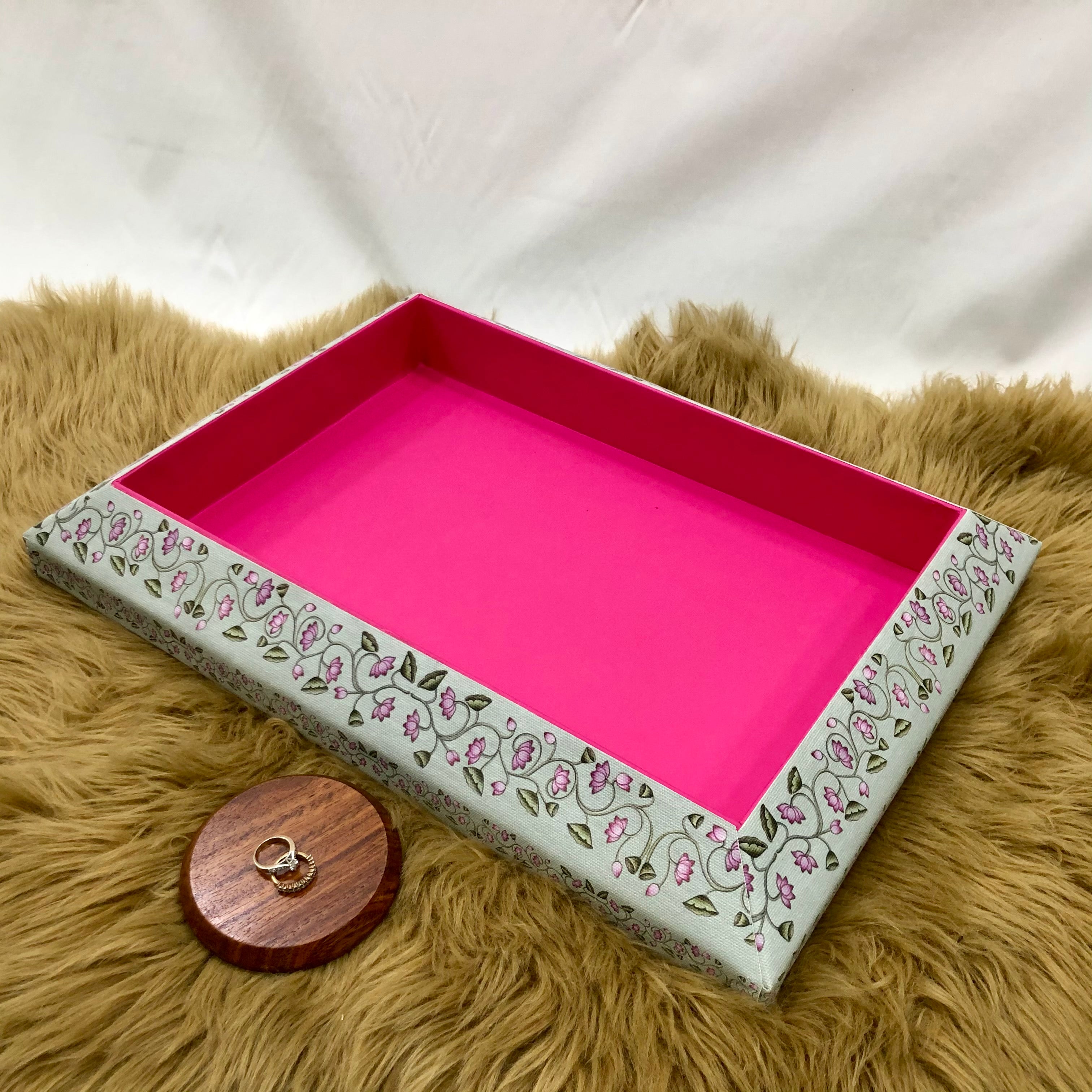 Garnet Green Trousseau Tray (Large)
