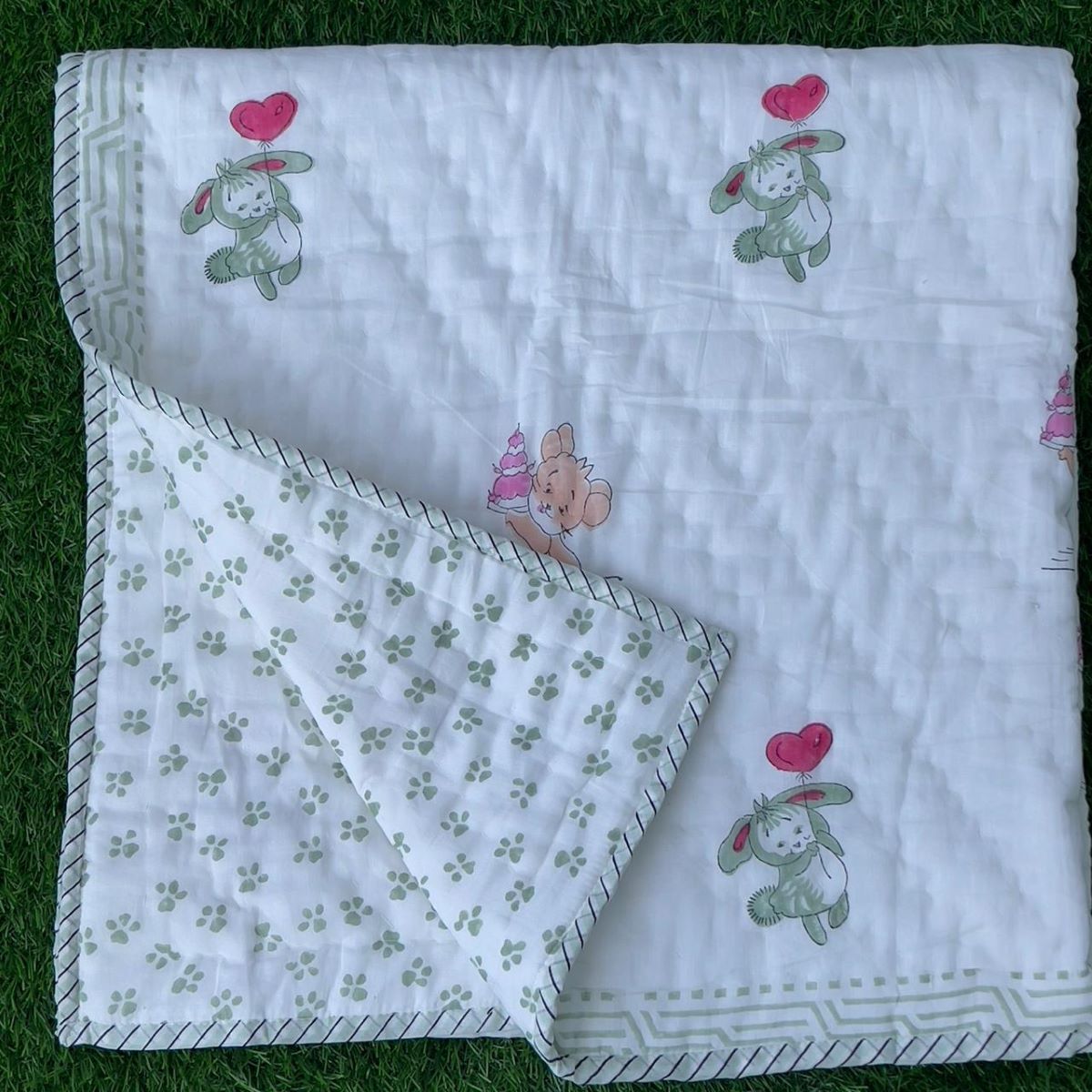 Cute Bunny Mulmul Baby Quilt