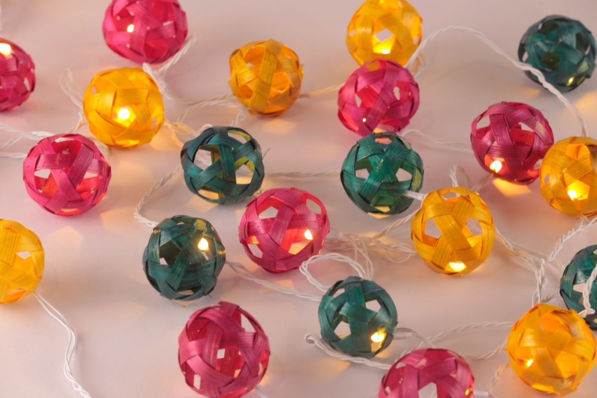 Bamboo Handmade Fairy Light /Festive Decorative Light-Ball Design