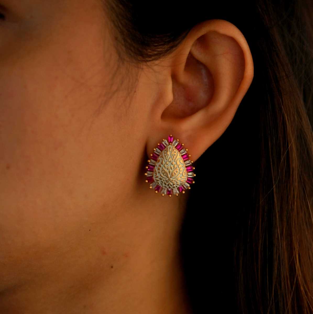 Stunning Beige Color Earrings