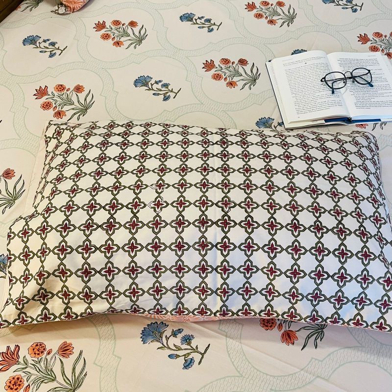 Mughal Print Premium Cotton (Queen Size) Bedsheet Set