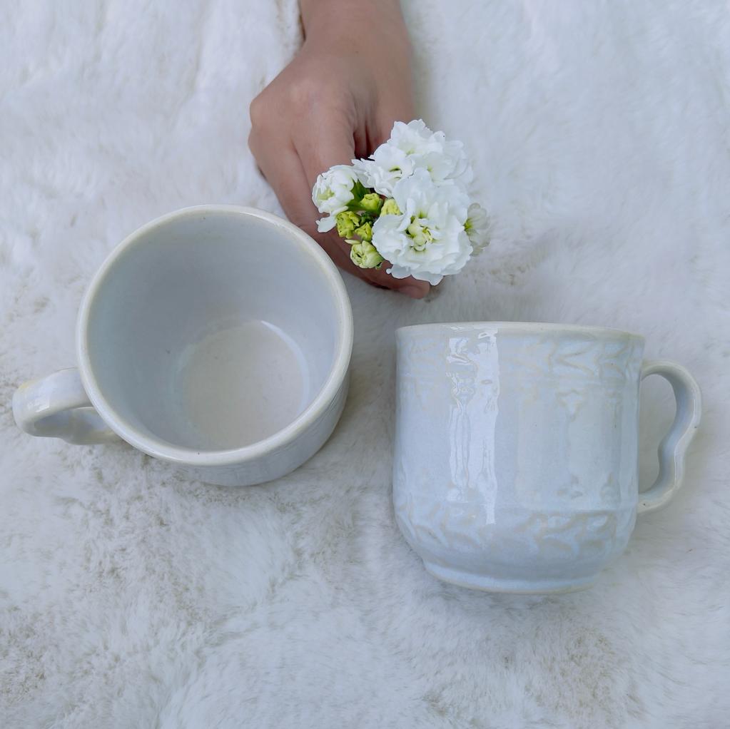 White Luxury Tea Cups (Set of 2)
