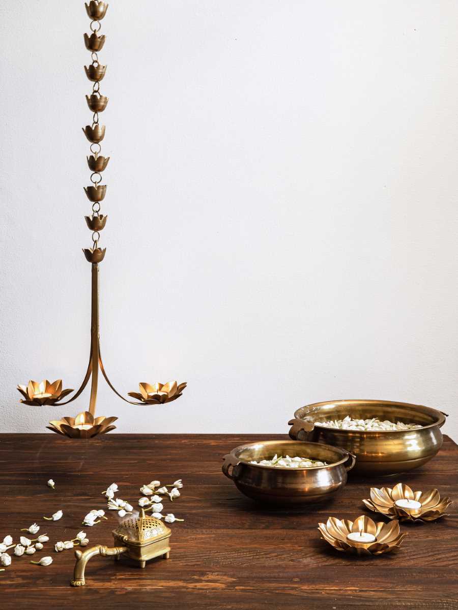 Lotus Design Hanging Tea Light Holder
