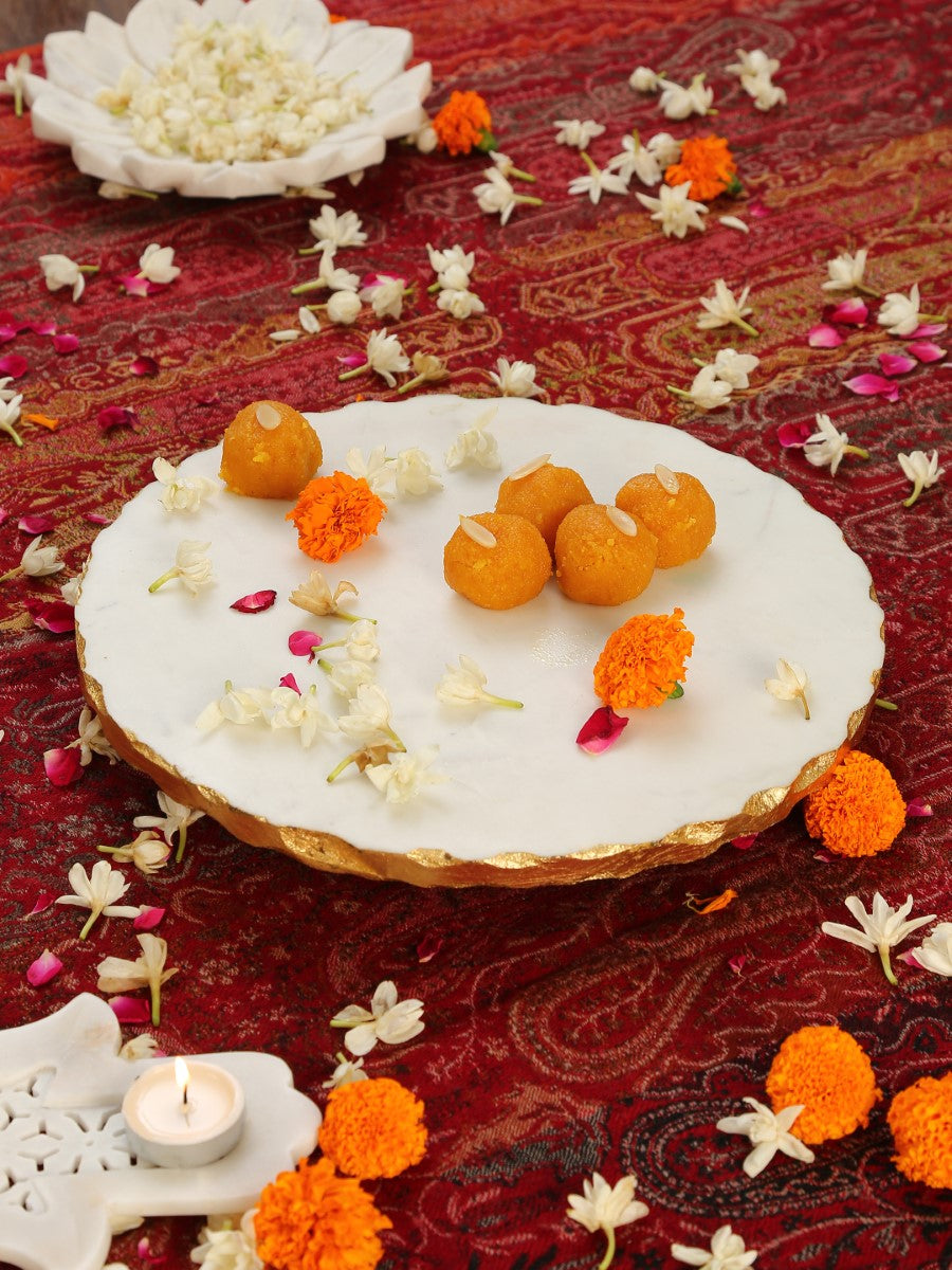 Marble Cake Stand With Gold Foiled Edges
