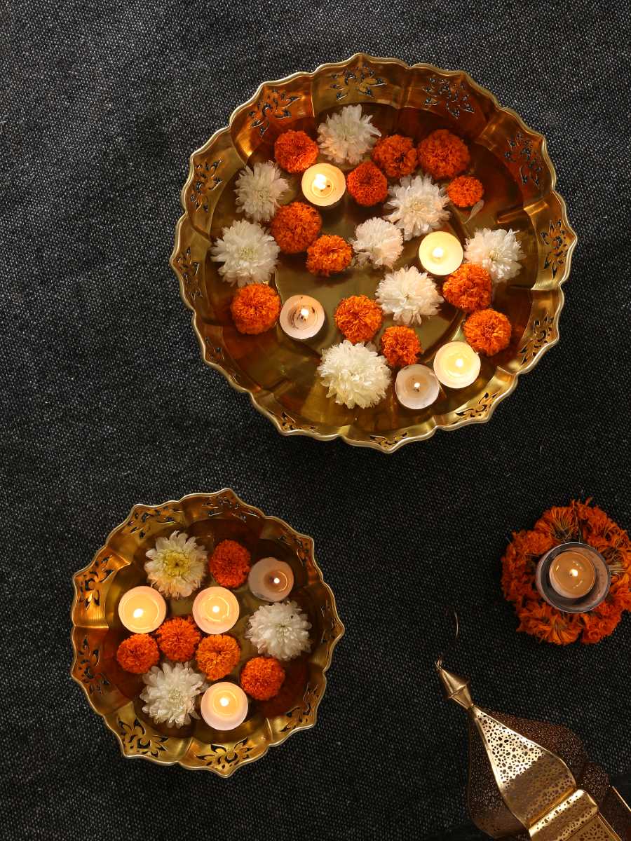 Lotus Motif Urlis (Set Of 2)