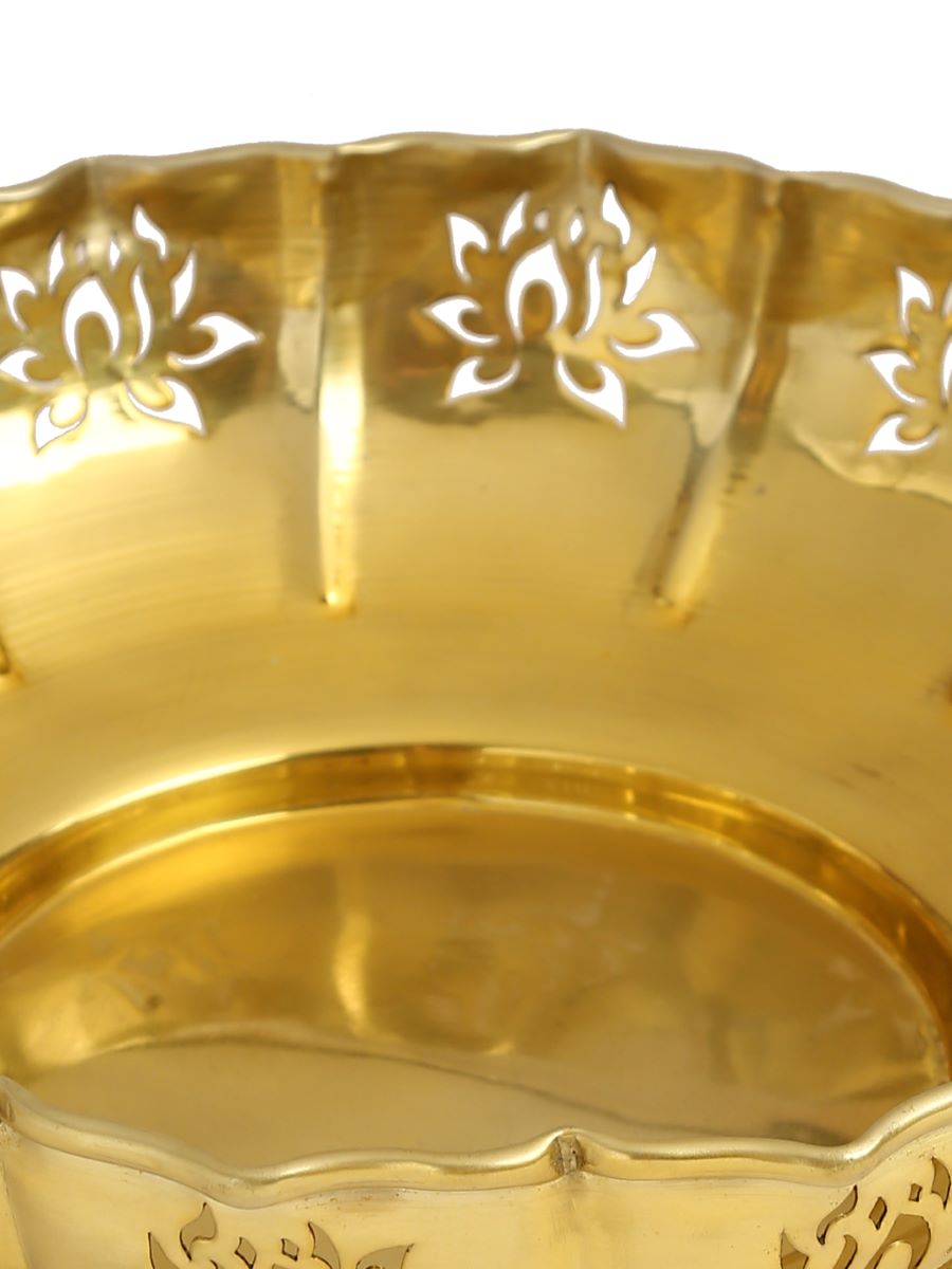 Urli Lotus Design