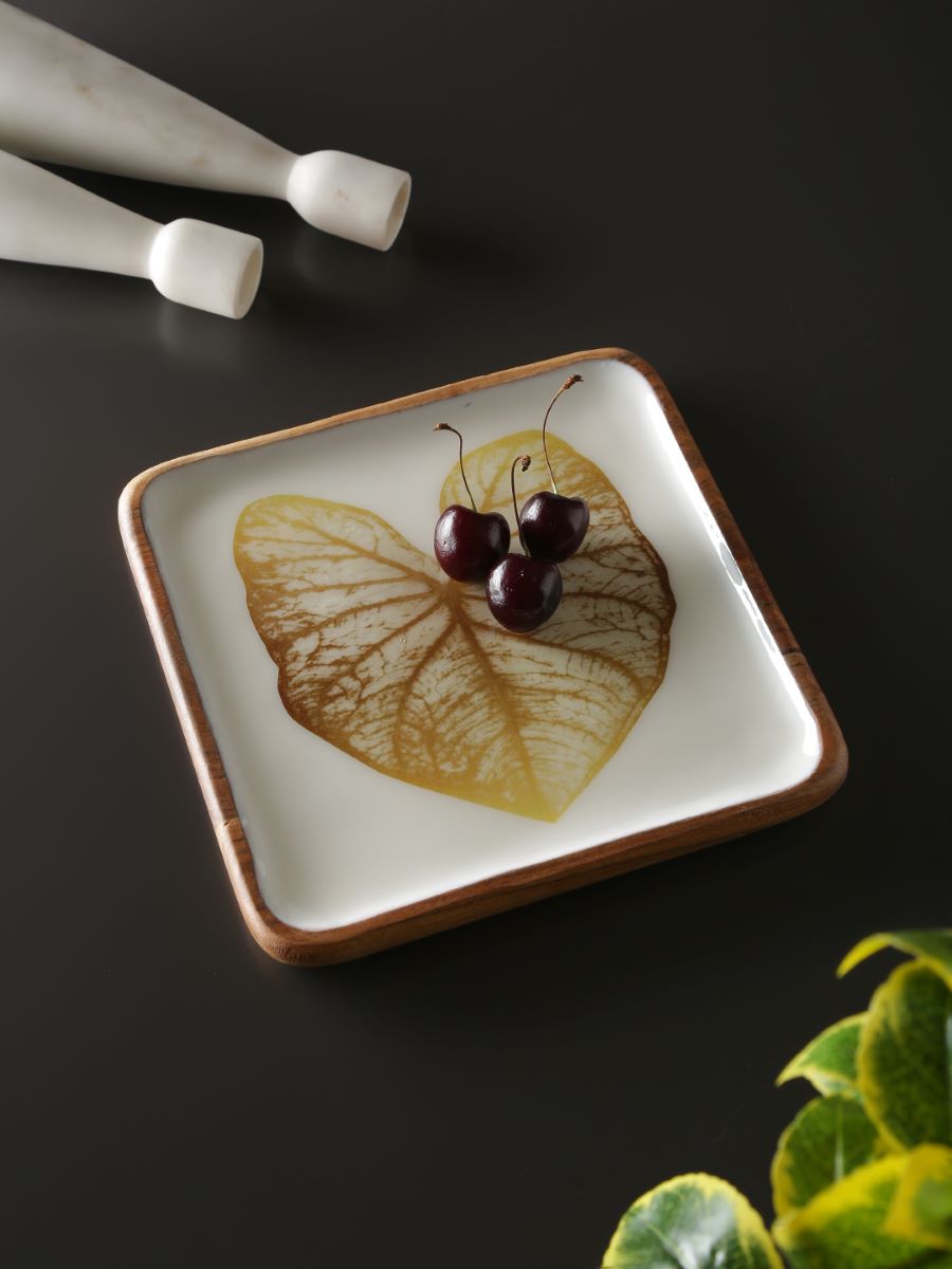Mango Wooden Platter In Enamel Finish With Gold Leaf Design