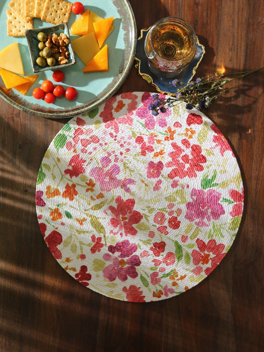 Braided Placemat - (Rose Flower Print / Flower Spray)