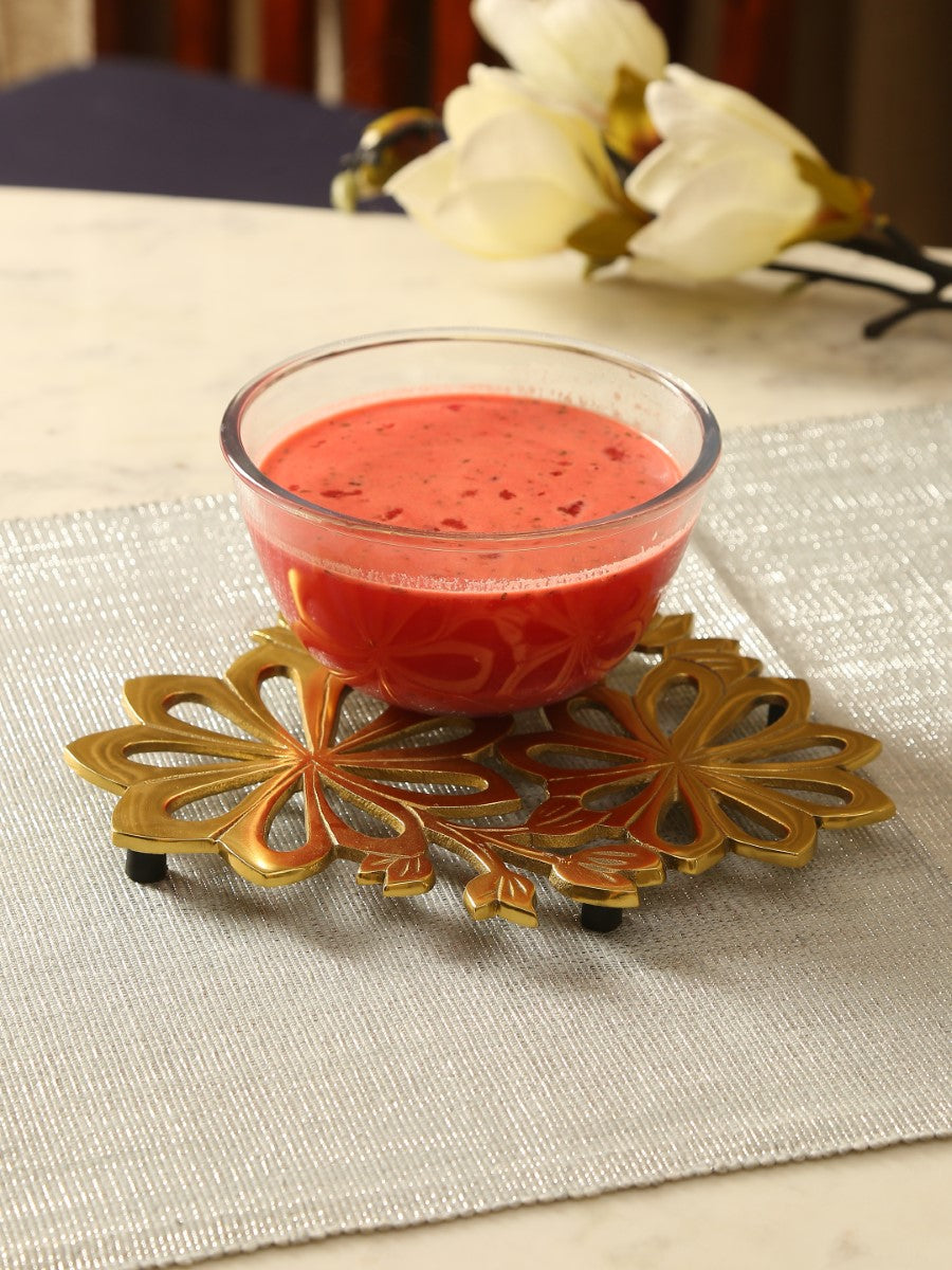 Flower Design Trivet In Matt Gold Finish