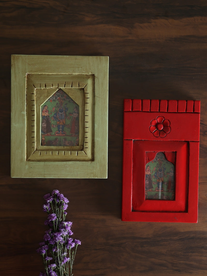 Wall Frame in Light Green Antique Finish