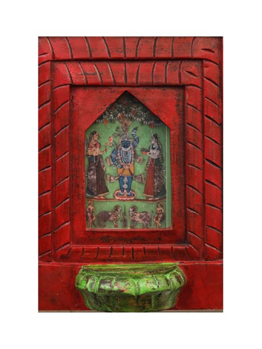 Antique Red Wall Décor