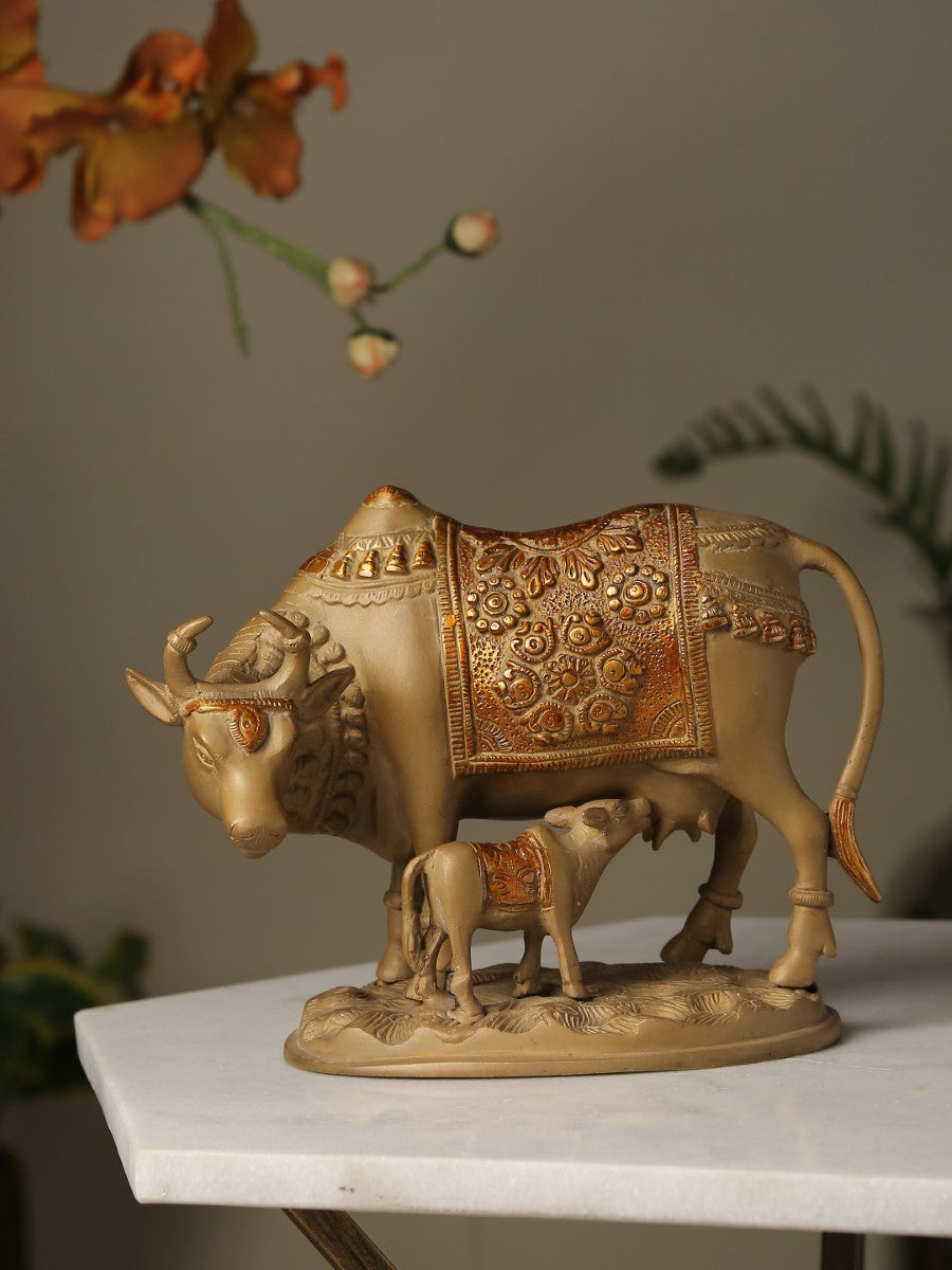 Kamdhenu With Calf In Stone Finish