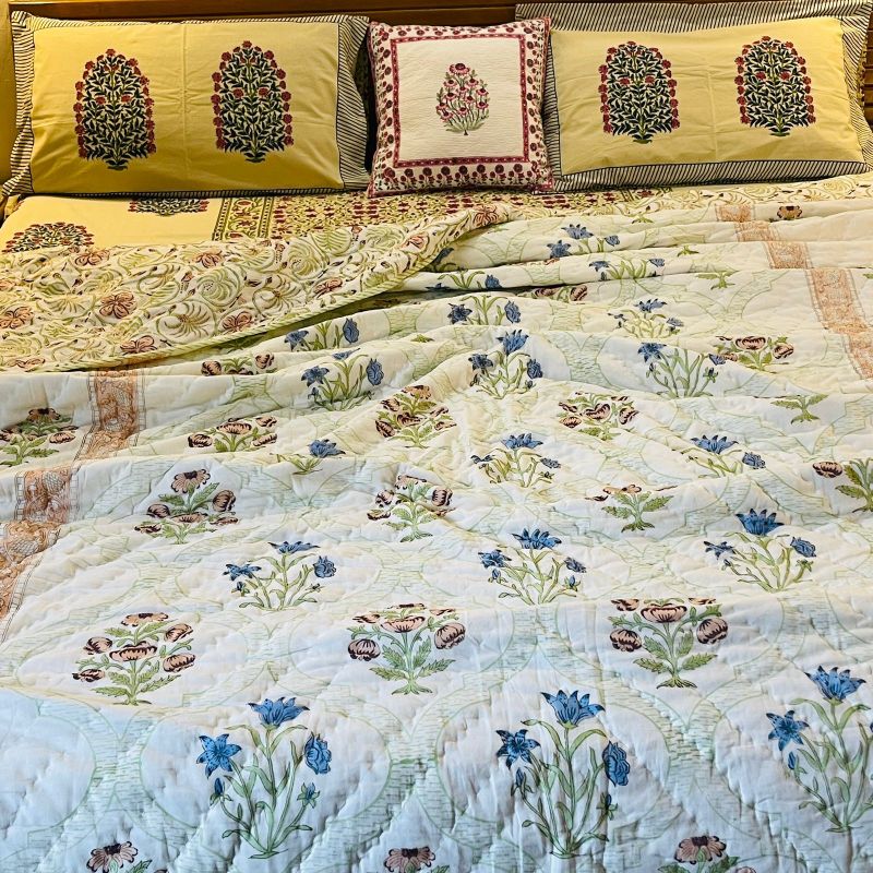Floral Mughal Print Cotton Quilt