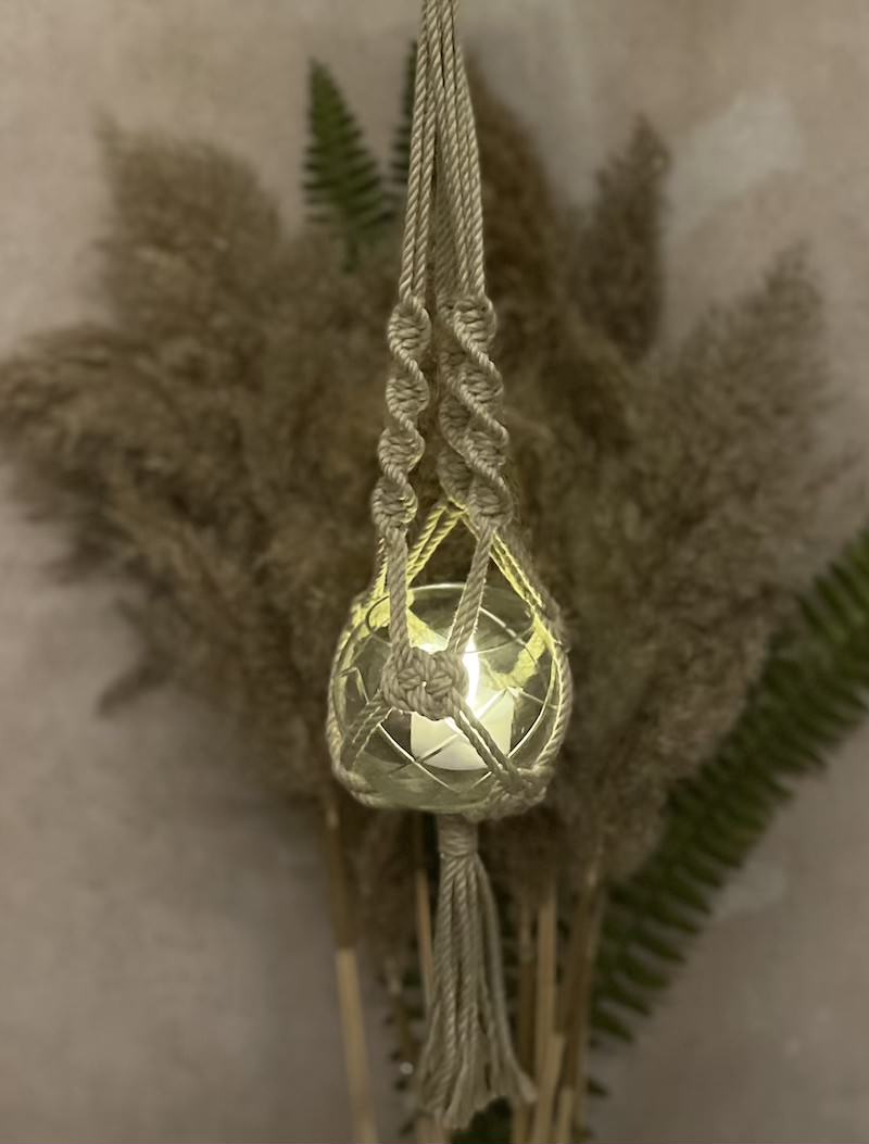 Handcrafted Macrame 1-Tier Candle Holder