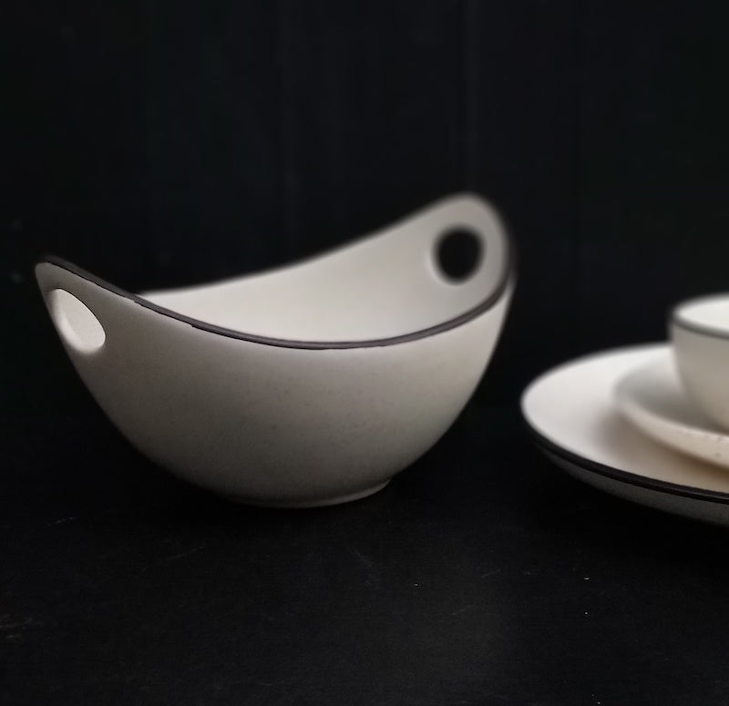 White Stoneware Ceramic Matt Fruit Bowl