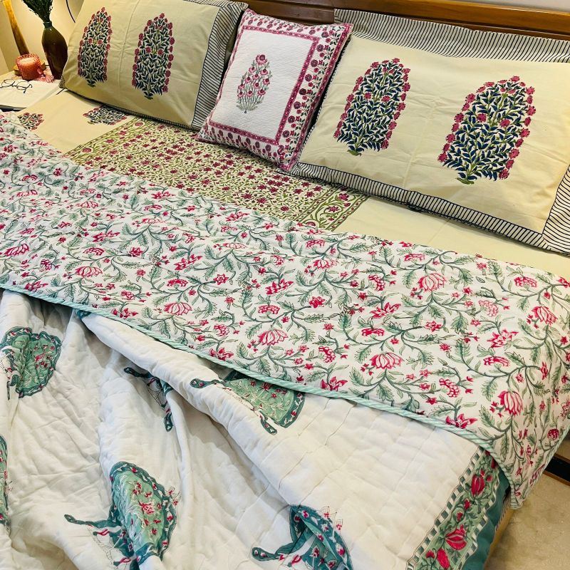 Green Mughal Print Cotton Quilt