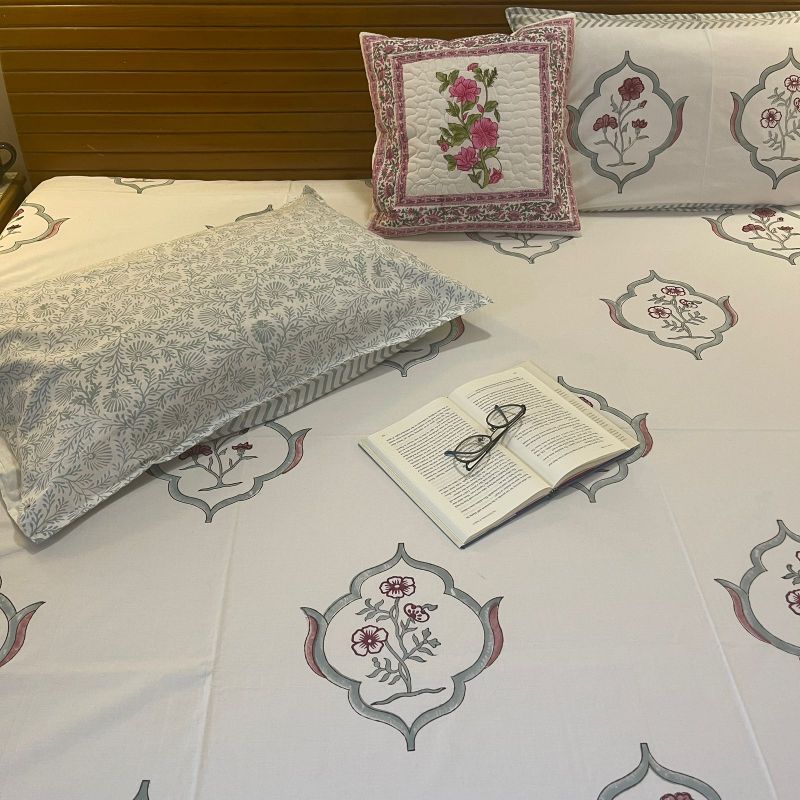 Floral Print Premium Cotton Bedsheet with Pillow Covers