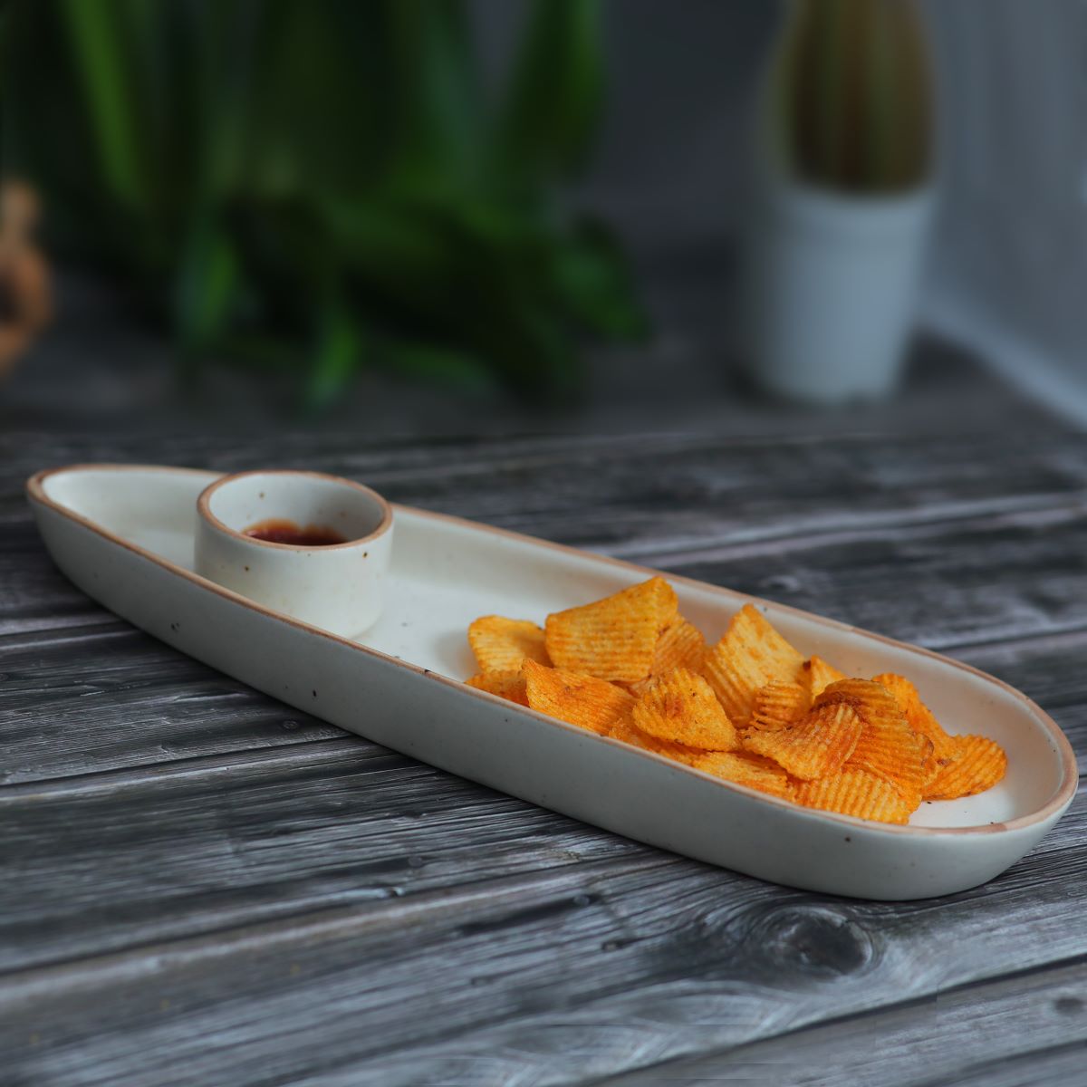 Wonder White Platters with Dip Bowl (Set of 2/4)