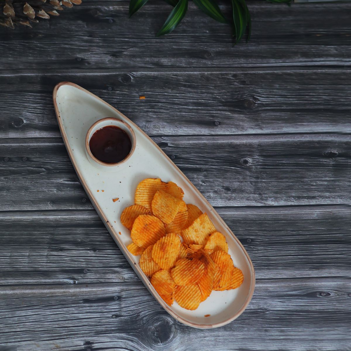 Wonder White Platters with Dip Bowl (Set of 2/4)