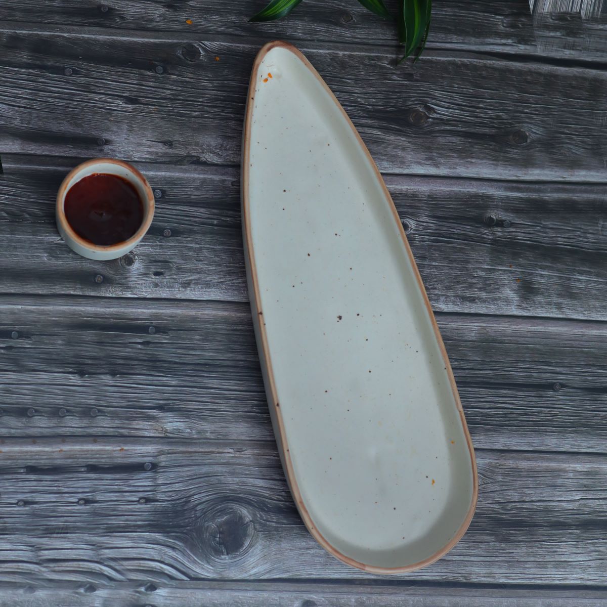 Wonder White Platters with Dip Bowl (Set of 2/4)