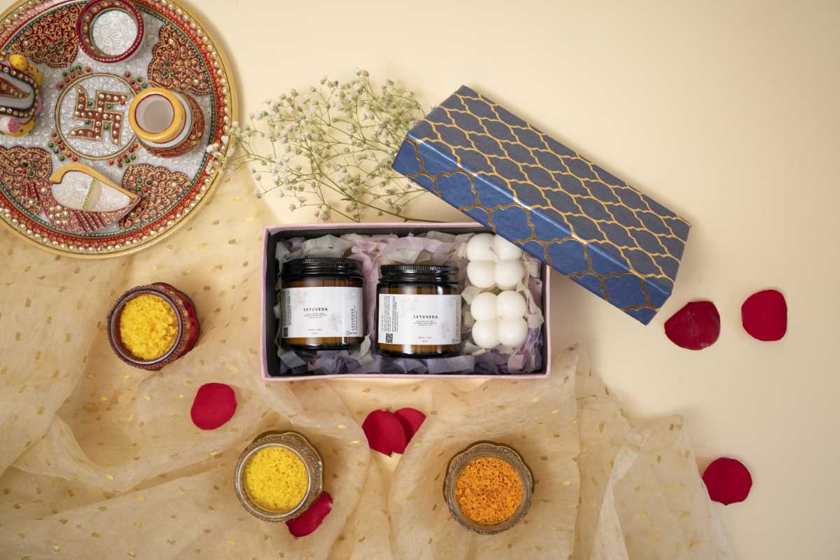 Diwali Hamper | 100% Handcrafted | Amber Glass Jar & Bubble Candles