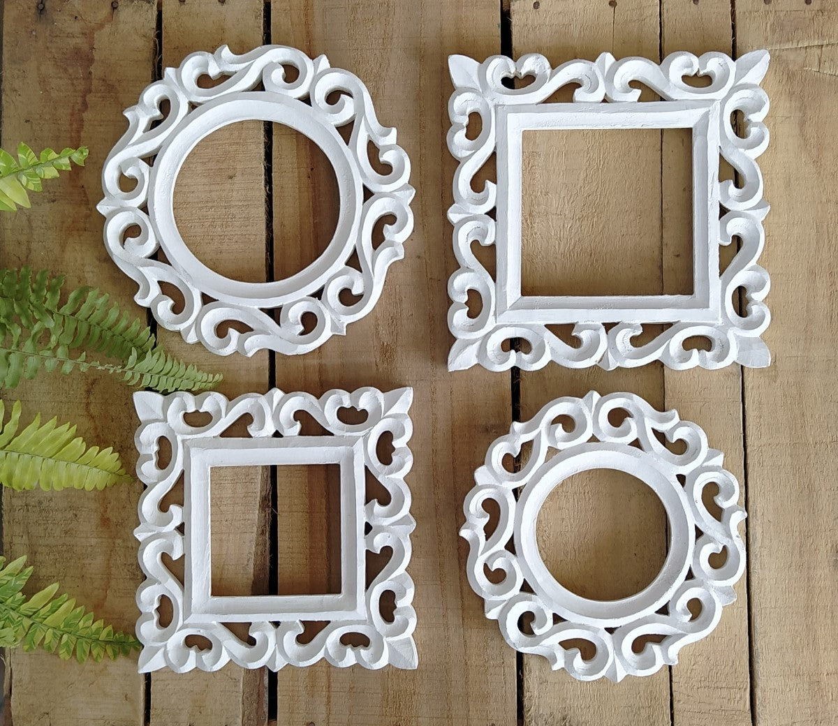 White Wall Decorative Frames (Set of 4)