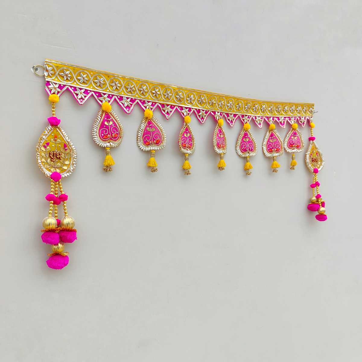 Gota Patti Decorative Banderwal with Shubh Labh Hangings / Decorative Toran