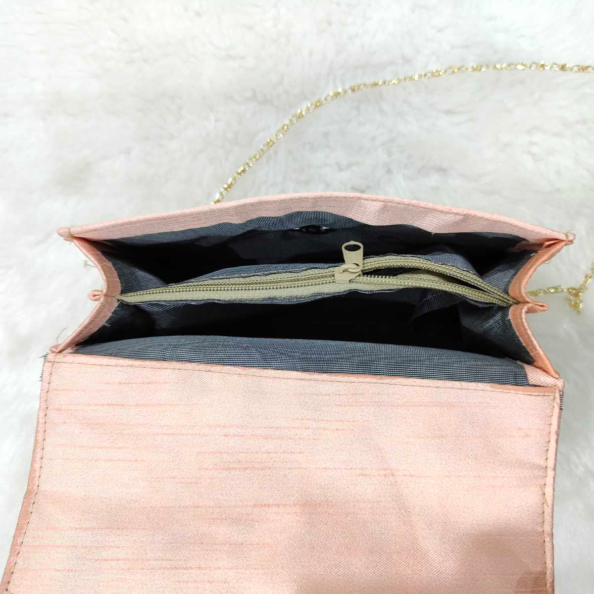 Tube Work Clutch / Womens Sling Bag