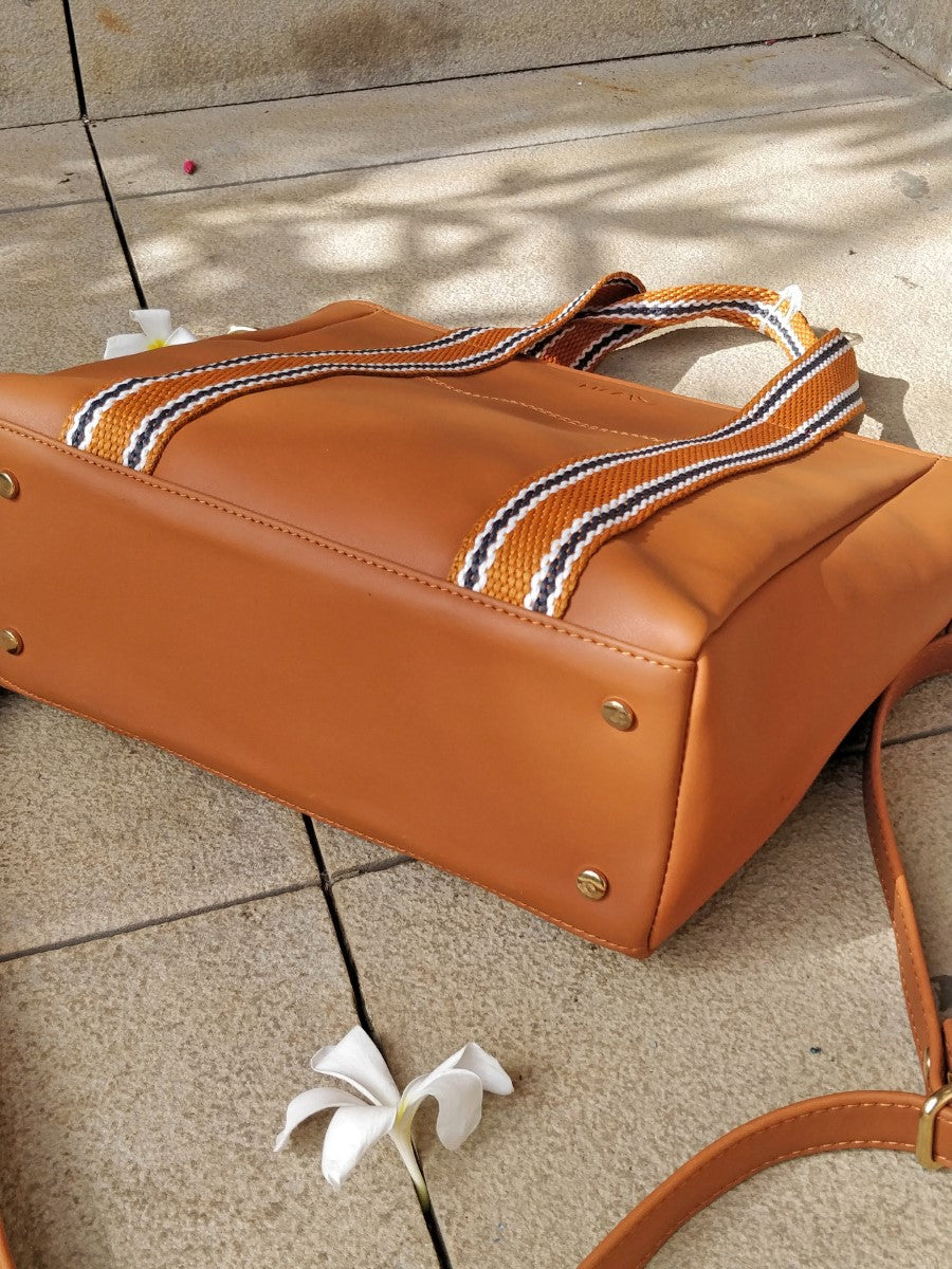 Ready-To-Go Handbag With Strap Detail