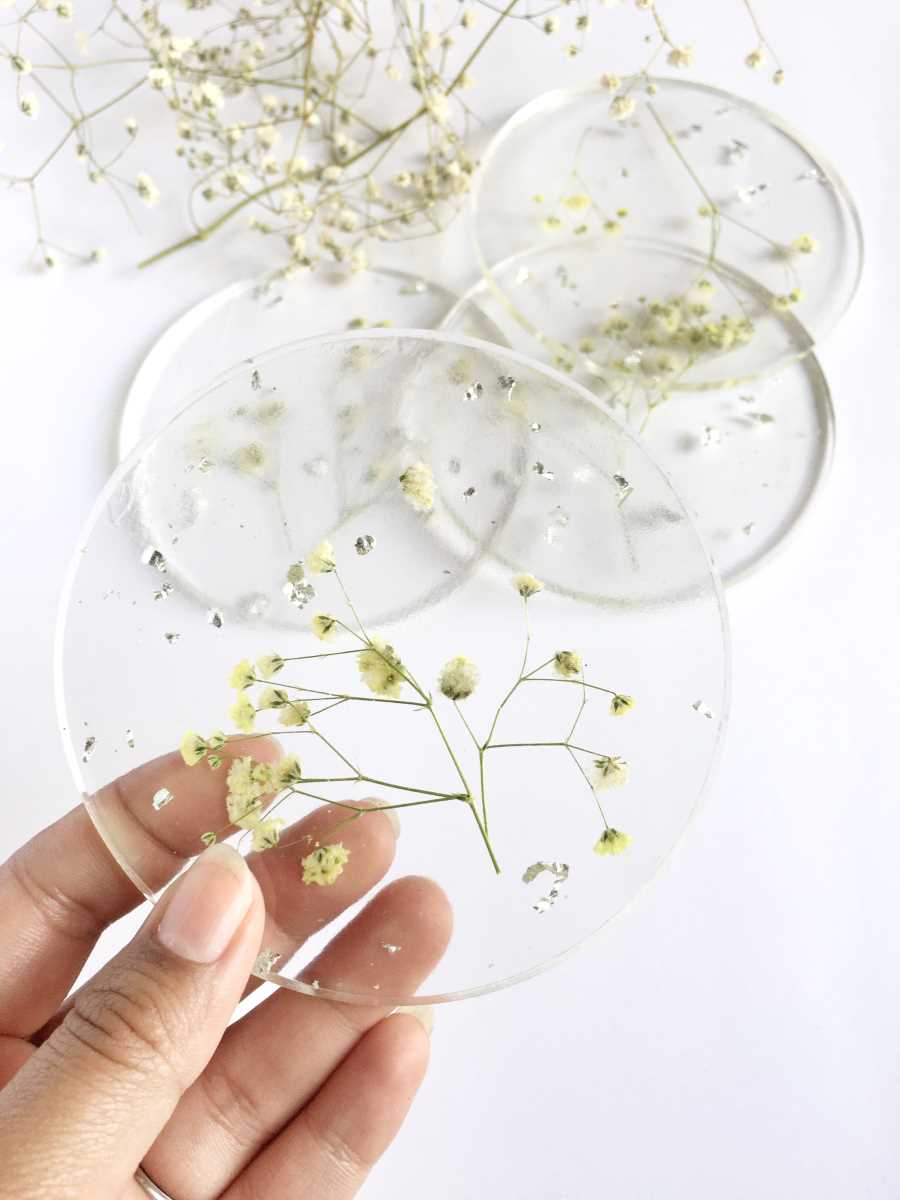Handmade Gypsophila Resin Coasters (Set of 2/4/6)
