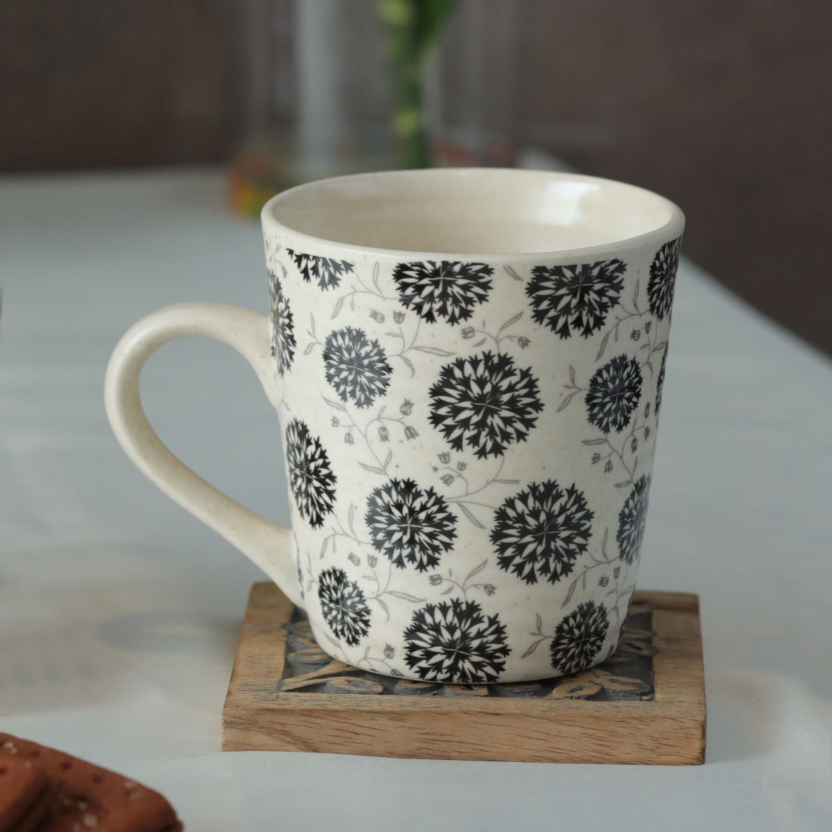 Black Pansy Flower Coffee Mug (Set of 2/4/6)