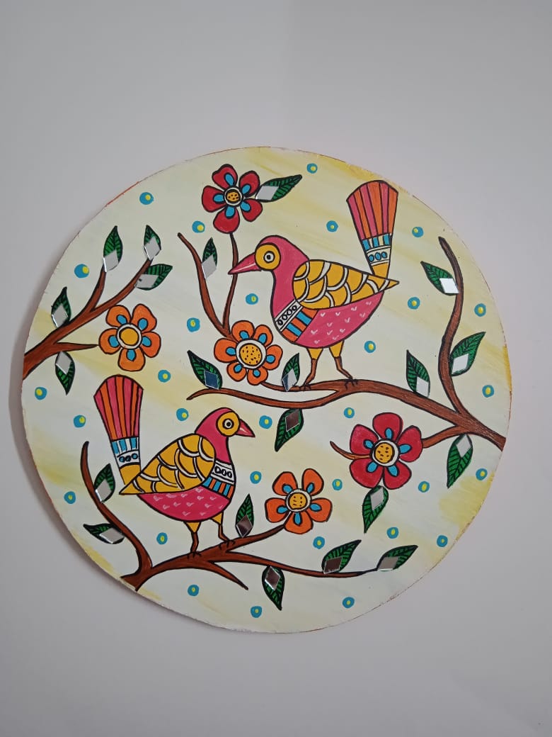 Handpainted Madhubani Birds Wall Plate - 8"