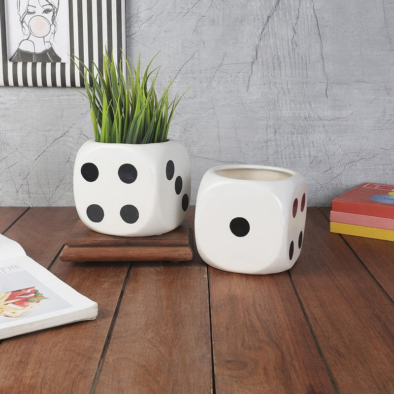 White & Black Dice Shape Decorative Flower Pots (Set of 2)