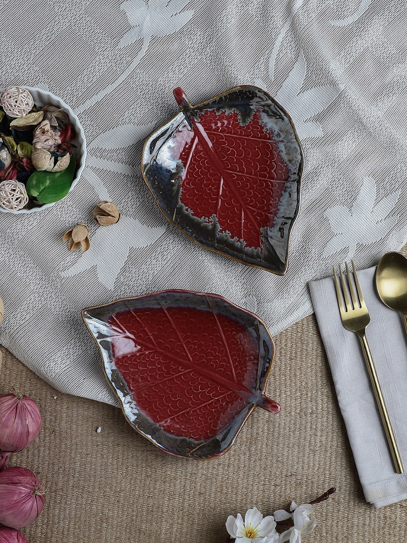 Ceramic Magenta Betel Leaf Shaped Serving Platters (Set of 2)