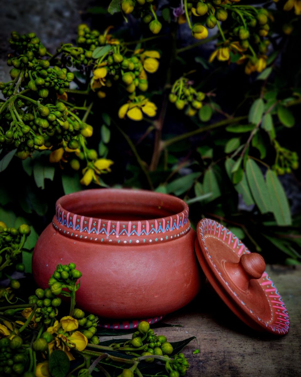 Handpainted Terracotta Round Pot