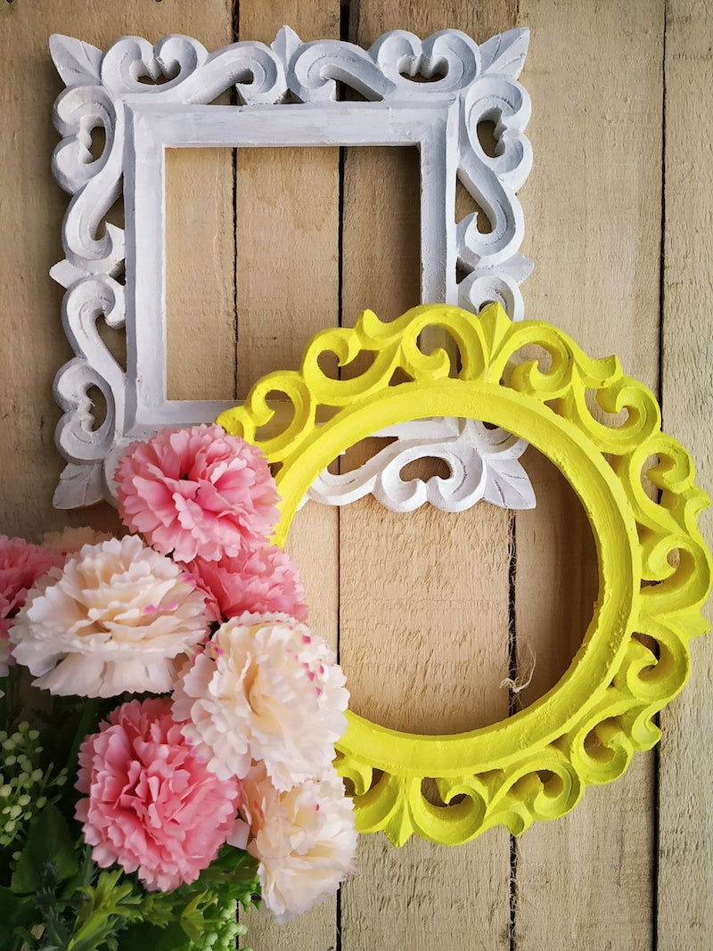 Yellow White Round Square Frames (Set of 2)