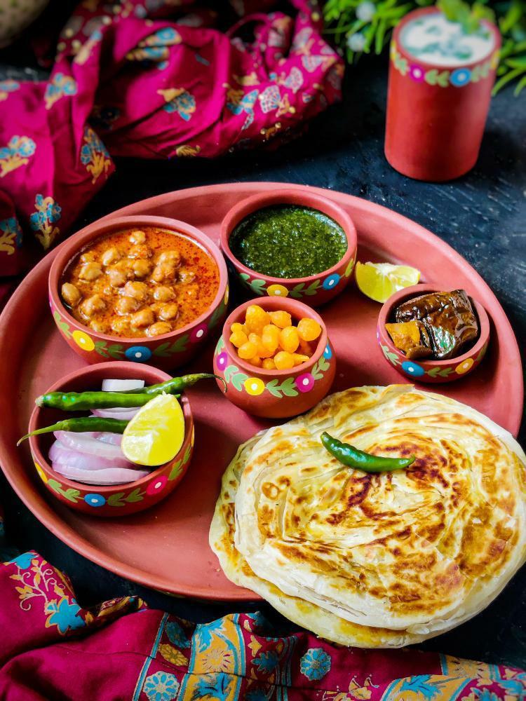 Handpainted Terracotta Thali Set
