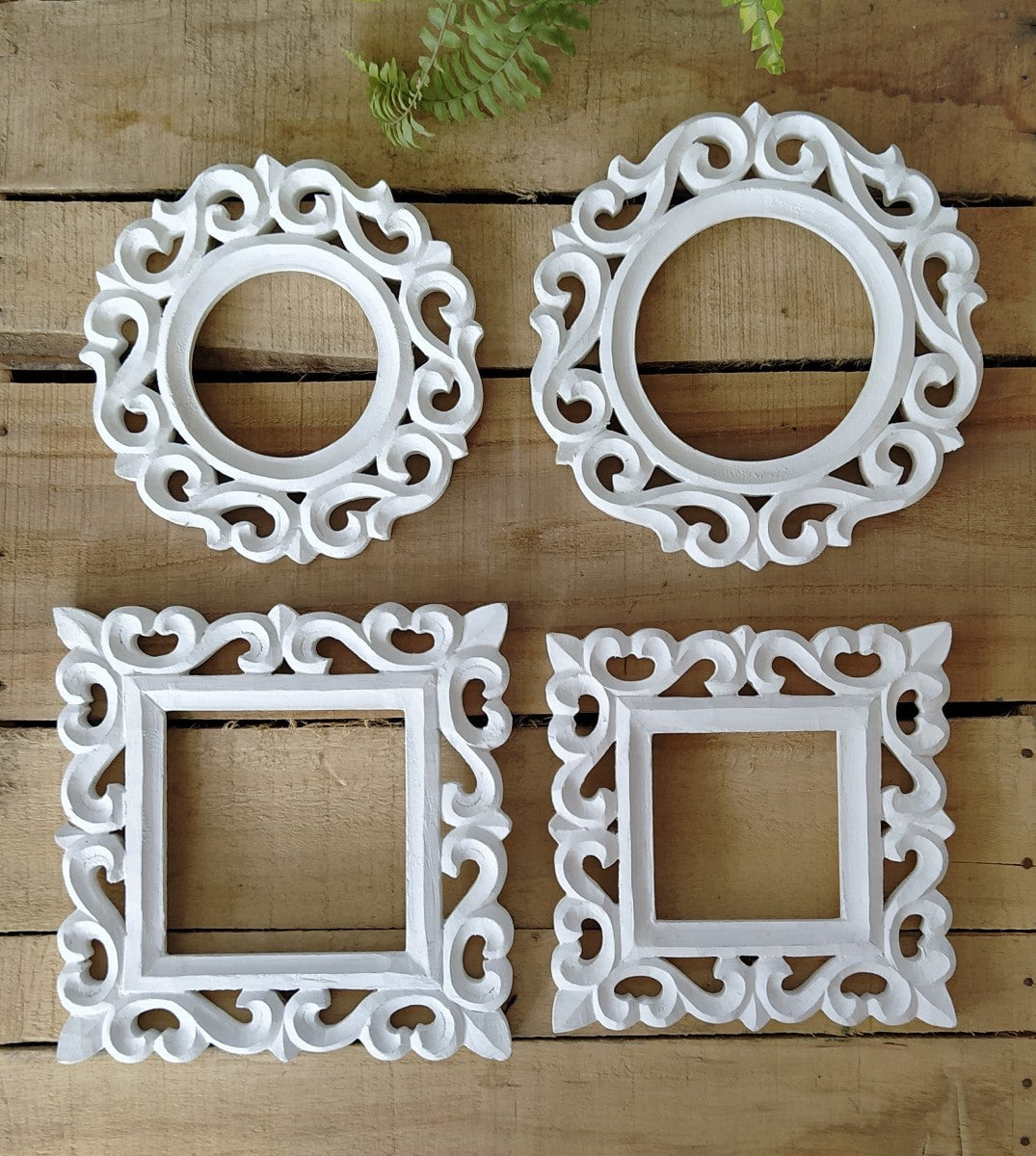 White Wall Decorative Frames (Set of 4)