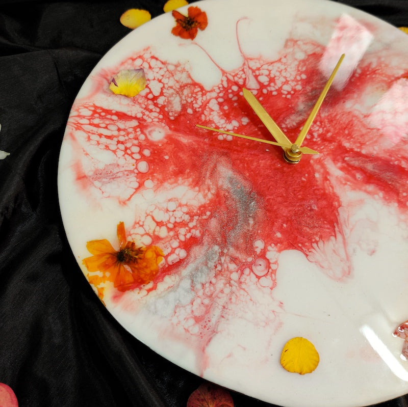White & Red Resin Round Wall Clock (12")